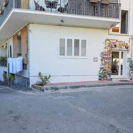 Il Muro Vecchio Studios Giardini Naxos Exterior photo