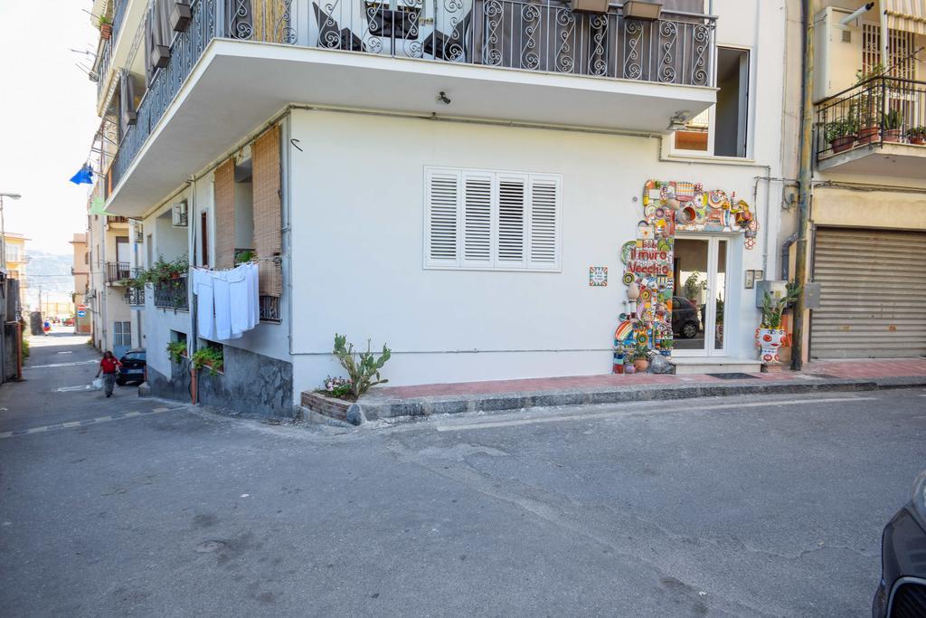 Il Muro Vecchio Studios Giardini Naxos Exterior photo